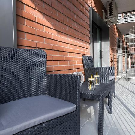 Cityheaven With Parking And Ac Krakow Exterior photo
