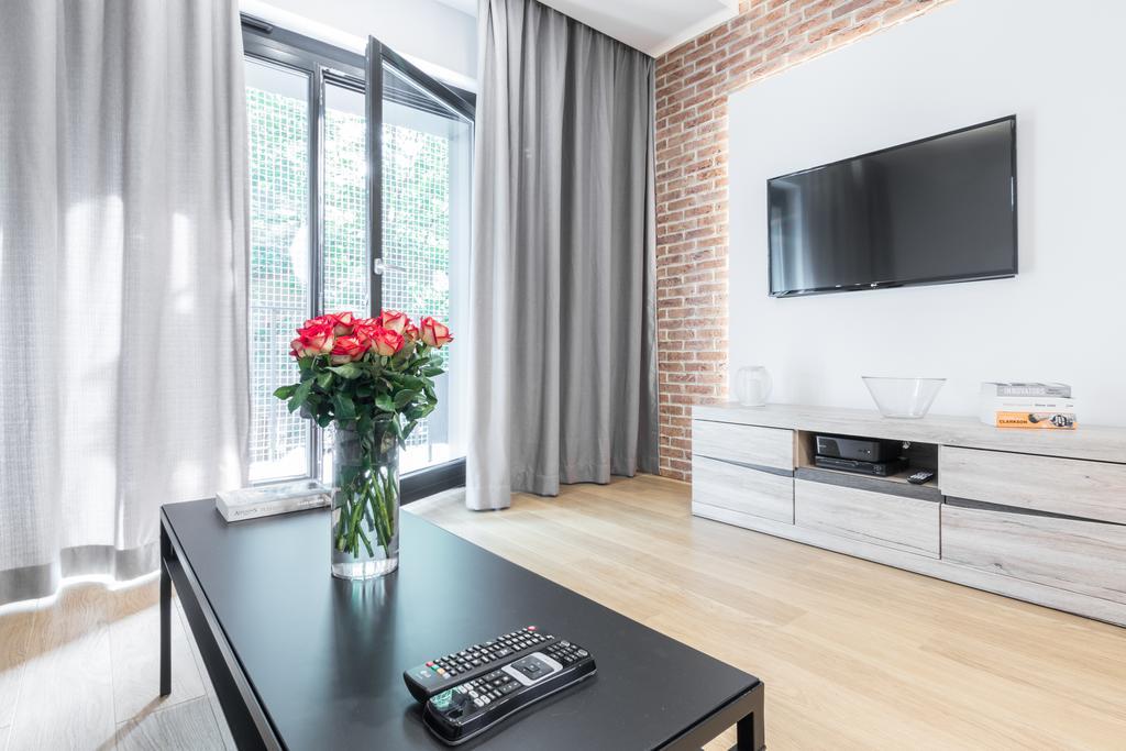 Cityheaven With Parking And Ac Krakow Exterior photo